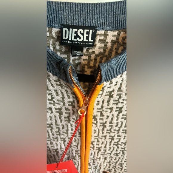 Diesel Monogram Cardigan S Authentic ( matching set available medium size skirt) - Picture 4 of 16